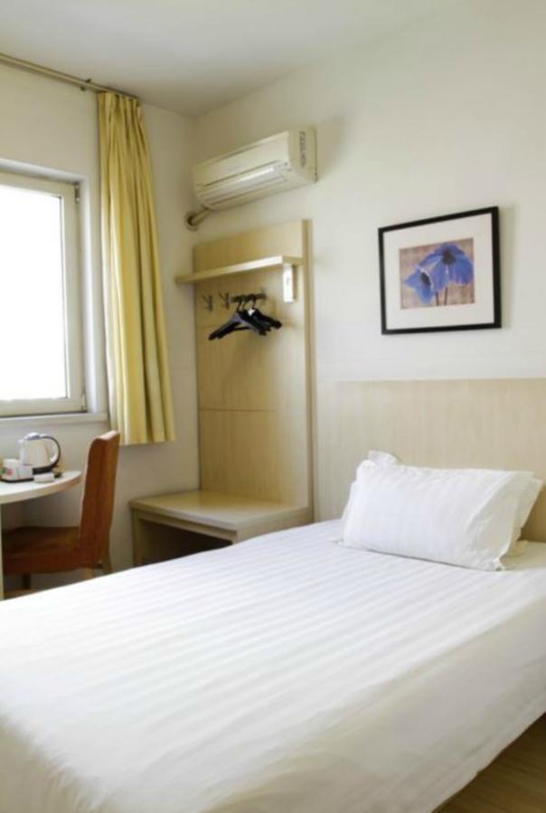 Jinjiang Inn Shenyang North Railway Station Huigong Square Екстер'єр фото